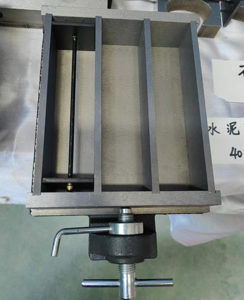 40x40x160mm Tre bande Cement Mortar Prism Mould